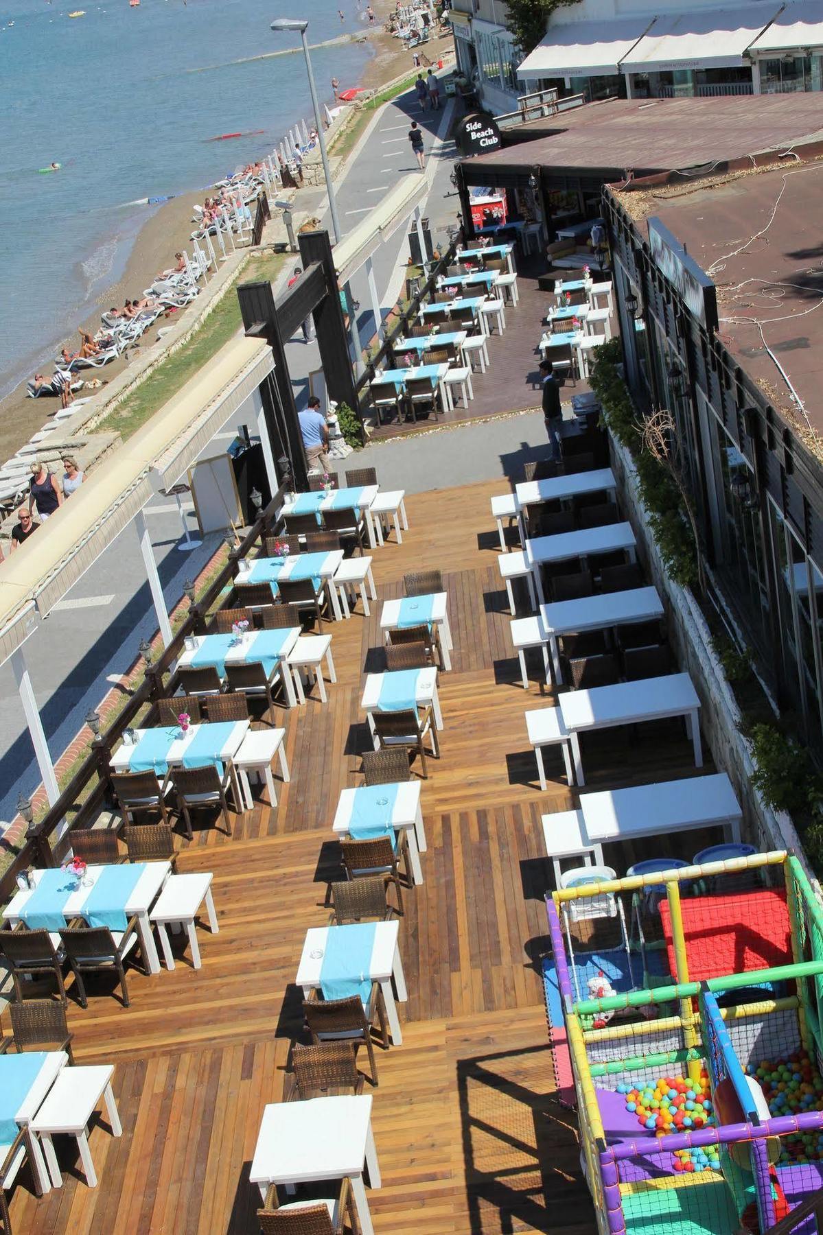 Side Beach Club Exterior photo